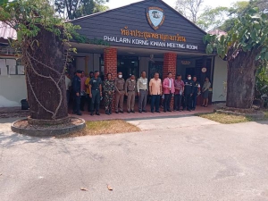 นายหงษ์ สุวะจี รองนายกองค์การบริหารส่วนตำบลห้วยข่า ร่วมประชุมคณะกรรมการที่ปรึกษาอุทยานแห่งชาติภูจองนายอย ครั้งที่ 2