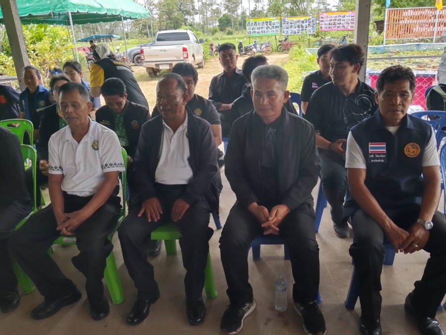 วันพุธที่ 15 กรกฎาคม 2569 นายสาคร คันธะเนตร รองนายกองค์การบริหารส่วนตำบลห้วยข่า พร้อมคณะผู้บริหาร ประธานสภาองค์การบริหารส่วนตำบลห้วยข่า ร่วมเป็นเกียรติในพิธีเปิดทางลาดคอนกรีตสำหรับรถวีลแชร์คนพิการ