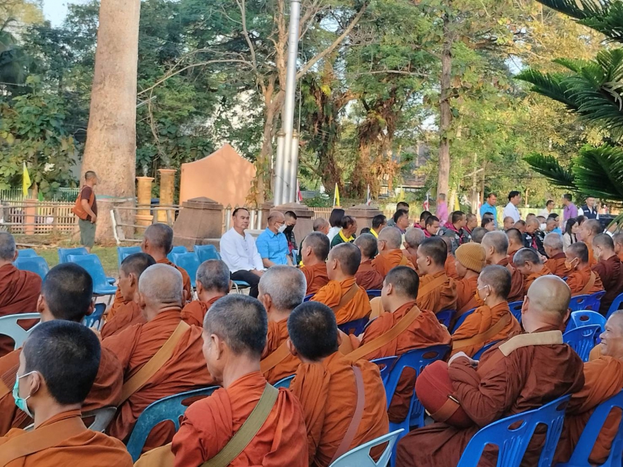 พิธีทำบุญตักบาตรตามโครงการถนนสายวัฒนธรรม ค้ำจุนศาสนา อำเภอบุณฑริก จังหวัดอุบลราชธานี ณ บริเวณที่ว่าการอำเภอบุณฑริก ถึงลานฯ ข้างศาลหลักเมืองอำเภอบุณฑริก